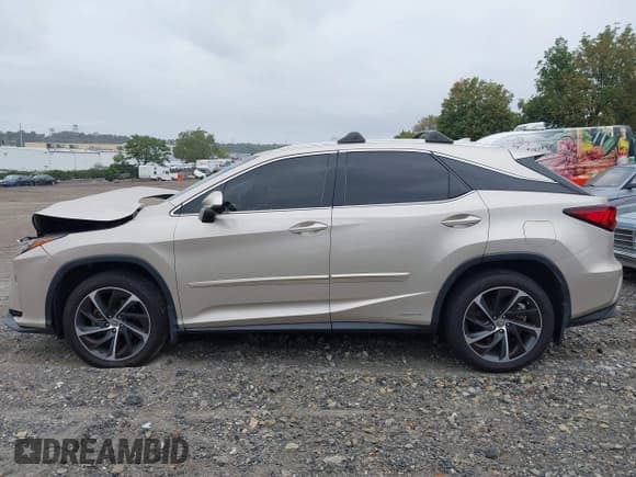 ✅ 2017 Lexus RX 450h • VIN: 2T2BGMCA2HC013703 • Лот: 43201412. Опубликован ранее на IAAI с пробегом 139 161 миль. Бесплатный доступ к архиву аукционных продаж из США и подробный отчёт об истории автомобиля на DreamBid. Изображение 14.