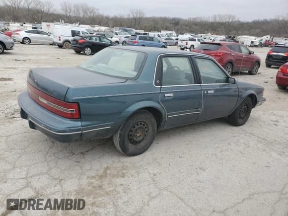 ✅ 1995 Buick Century Limited SL • VIN: 1G4AG55M0S6466922 • Lot: 49531445. Wystawiony na Copart z przebiegiem 1 432 559 mil. Bezpłatny archiwum sprzedaży aukcyjnych z USA i szczegółowy raport historii pojazdu na DreamBid. Zdjęcie 3.