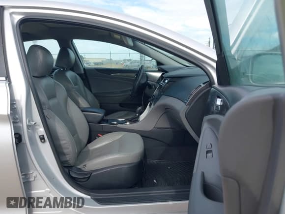 ✅ 2011 Hyundai Sonata Hybrid • VIN: KMHEC4A42BA003450 • Lot: 43629836. Wystawiony na IAAI z przebiegiem 241 178 mil. Bezpłatny archiwum sprzedaży aukcyjnych z USA i szczegółowy raport historii pojazdu na DreamBid. Zdjęcie 5.