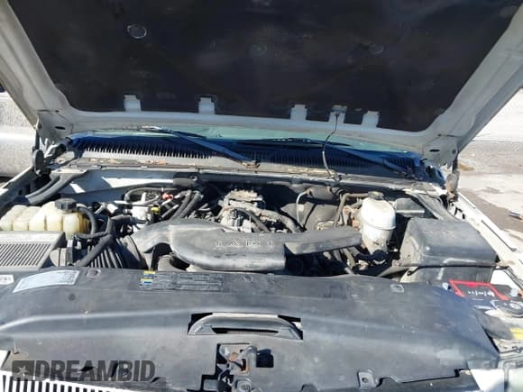 ✅ 2004 Cadillac Escalade ESV • VIN: 3GYFK66N74G259106 • Лот: 41820500. Опубликован ранее на IAAI с пробегом 211 190 миль. Бесплатный доступ к архиву аукционных продаж из США и подробный отчёт об истории автомобиля на DreamBid. Изображение 10.