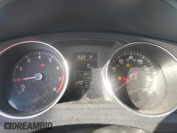 ✅ 2015 Volkswagen Jetta SE • VIN: 3VWD17AJ5FM287711 • Lot: 92914145. Listed on Copart with 151,594 mi. Free auction sales archive from the USA and detailed vehicle history report at DreamBid. Image 9.