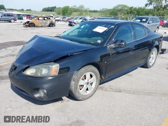 ✅ 2006 Pontiac Grand Prix • VIN: 2G2WP552661255637 • Lot: 42669564. Wystawiony na IAAI z przebiegiem 248 566 mil. Bezpłatny archiwum sprzedaży aukcyjnych z USA i szczegółowy raport historii pojazdu na DreamBid. Zdjęcie 18.
