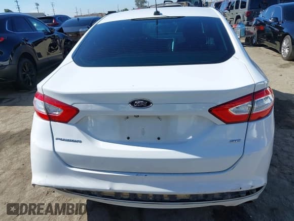 ✅ 2016 Ford Fusion SE • VIN: 3FA6P0H74GR118284 • Lot: 42271125. Listed on IAAI with 160,285 mi. Free auction sales archive from the USA and detailed vehicle history report at DreamBid. Image 16.