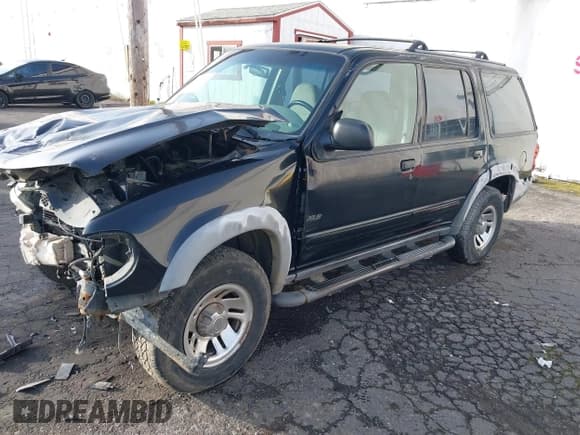 ✅ 2001 Ford Explorer XLS • VIN: 1FMZU72E21ZA10759 • Lot: 41633672. Listed on IAAI with 180,478 mi. Free auction sales archive from the USA and detailed vehicle history report at DreamBid. Image 2.