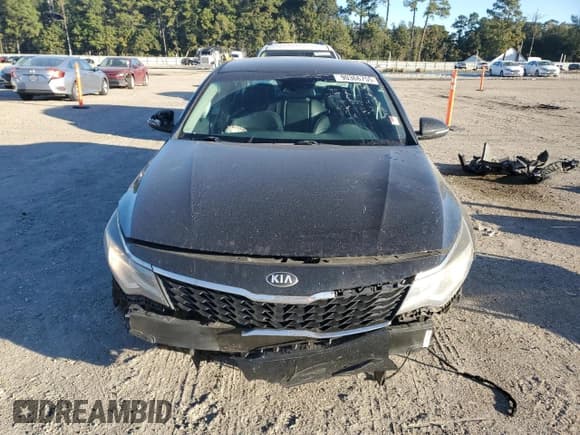 ✅ 2019 Kia Optima S • VIN: 5XXGT4L36KG354402 • Lot: 90366755. Listed on Copart with 135,970 mi. Free auction sales archive from the USA and detailed vehicle history report at DreamBid. Image 5.
