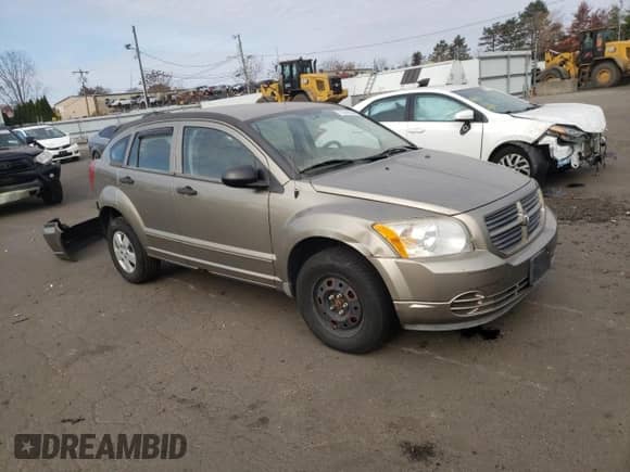 2008 Dodge Caliber SE с VIN 1B3HB28B88D586452, выставлен на аукционе Copart как лот 77947554 с пробегом 185 517 миль миль и Списание • Salvage title. История ставок и продаж доступна на DreamBid. Изображение 4.
