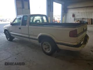 ✅ 1995 Chevrolet S-10 LS • VIN: 1GCCS1943S8229540 • Лот: 88562585. Опубликован ранее на Copart с пробегом 253 221 миль. Бесплатный доступ к архиву аукционных продаж из США и подробный отчёт об истории автомобиля на DreamBid. Изображение 2.