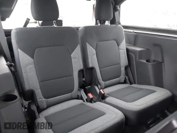 ✅ 2022 Ford Bronco • VIN: 1FMDE5AH2NLB02163 • Lot: 43746223. Wystawiony na IAAI z przebiegiem 34 728 mil. Bezpłatny archiwum sprzedaży aukcyjnych z USA i szczegółowy raport historii pojazdu na DreamBid. Zdjęcie 8.