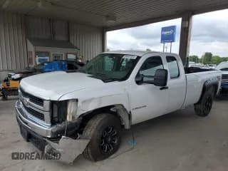 ✅ 2008 Chevrolet Silverado 2500HD 1LT • VIN: 1GCHK29628E206872 • Lot: 66462304. Wystawiony na Copart z przebiegiem 163 063 mil. Bezpłatny archiwum sprzedaży aukcyjnych z USA i szczegółowy raport historii pojazdu na DreamBid. Zdjęcie 1.