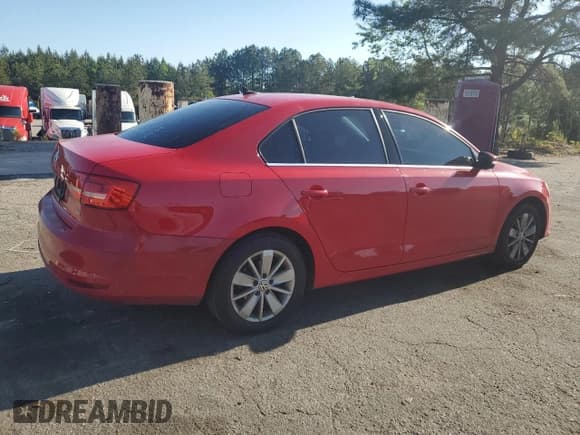 ✅ 2015 Volkswagen Jetta SE • VIN: 3VWD07AJ4FM263869 • Лот: 54489945. Опубликован ранее на Copart с пробегом 195 719 миль. Бесплатный доступ к архиву аукционных продаж из США и подробный отчёт об истории автомобиля на DreamBid. Изображение 3.