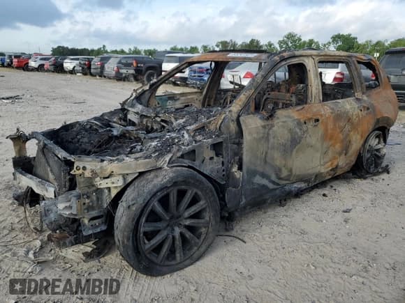 ✅ 2017 Volvo XC90 Inscription • VIN: YV4A22PLXH1179032 • Lot: 53241925. Listed on Copart with Not provided. Free auction sales archive from the USA and detailed vehicle history report at DreamBid. Image 1.