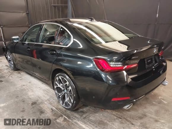 ✅ 2025 BMW 3 Series 330i xDrive • VIN: 3MW89CW08S8F24309 • Lot: 42125993. Wystawiony na IAAI z przebiegiem 457 mil. Bezpłatny archiwum sprzedaży aukcyjnych z USA i szczegółowy raport historii pojazdu na DreamBid. Zdjęcie 3.