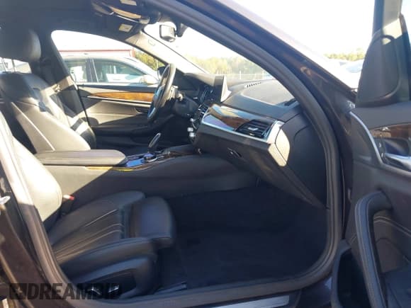 ✅ 2018 BMW 5 Series 530i xDrive • VIN: WBAJA7C55JWA72764 • Лот: 43375739. Опубликован ранее на IAAI с пробегом 108 821 миль. Бесплатный доступ к архиву аукционных продаж из США и подробный отчёт об истории автомобиля на DreamBid. Изображение 5.