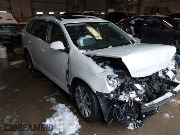 ✅ 2012 Volkswagen Jetta SE • VIN: 3VWPP7AJ9CM690565 • Lot: 43844777. Listed on IAAI with 152,405 mi. Free auction sales archive from the USA and detailed vehicle history report at DreamBid. Image 1.