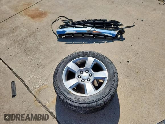 ✅ 2018 Chevrolet Silverado 1500 LT • VIN: 3GCUKREC0JG546670 • Лот: 85489255. Опубликован ранее на Copart с пробегом 143 515 миль. Бесплатный доступ к архиву аукционных продаж из США и подробный отчёт об истории автомобиля на DreamBid. Изображение 12.