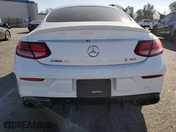 ✅ 2020 Mercedes-Benz C 43 AMG • VIN: WDDWJ6EB2LF947536 • Lot: 64112405. Wystawiony na Copart z przebiegiem 74 353 mil. Bezpłatny archiwum sprzedaży aukcyjnych z USA i szczegółowy raport historii pojazdu na DreamBid. Zdjęcie 6.