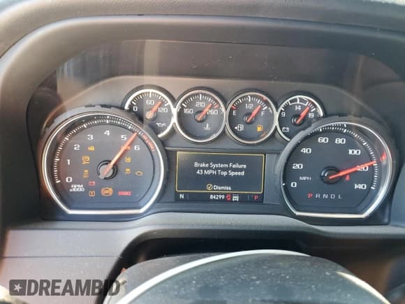 ✅ 2021 Chevrolet Silverado 1500 Custom Trail Boss • VIN: 1GCPYCEF8MZ295033 • Lot: 86465795. Wystawiony na Copart z przebiegiem 84 299 mil. Bezpłatny archiwum sprzedaży aukcyjnych z USA i szczegółowy raport historii pojazdu na DreamBid. Zdjęcie 9.