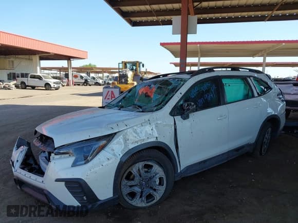 ✅ 2023 Subaru Ascent Onyx Limited • VIN: 4S4WMAKD5P3429241 • Lot: 42711630. Wystawiony na IAAI z przebiegiem 32 141 mil. Bezpłatny archiwum sprzedaży aukcyjnych z USA i szczegółowy raport historii pojazdu na DreamBid. Zdjęcie 2.