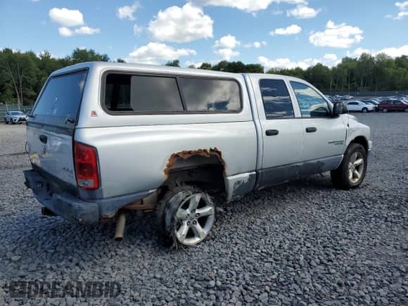 2006 Dodge 1500 Laramie z VIN 1D7HU182X6S590830, wystawiony jako Copart lot #70185885 z przebiegiem 219 672 mil mil oraz Szkoda całkowita • Salvage title. Historia ofert i sprzedaży dostępna na DreamBid. Obrazek 3.