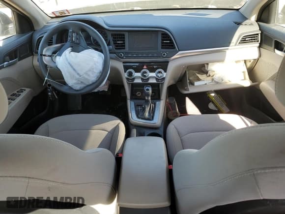 ✅ 2019 Hyundai Elantra SE • VIN: 5NPD74LF8KH473607 • Lot: 85574555. Wystawiony na Copart z przebiegiem 42 449 mil. Bezpłatny archiwum sprzedaży aukcyjnych z USA i szczegółowy raport historii pojazdu na DreamBid. Zdjęcie 8.