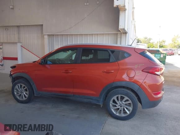 ✅ 2016 Hyundai Tucson SE • VIN: KM8J33A45GU225561 • Лот: 43488125. Опубликован ранее на IAAI с пробегом 57 830 миль. Бесплатный доступ к архиву аукционных продаж из США и подробный отчёт об истории автомобиля на DreamBid. Изображение 15.