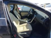 ✅ 2013 Volvo S60 T5 Premier • VIN: YV1612FS6D2185459 • Lot: 43426754. Listed on IAAI with 167,059 mi. Free auction sales archive from the USA and detailed vehicle history report at DreamBid. Image 5.