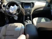 ✅ 2018 Hyundai Santa Fe 2.4L • VIN: 5NMZU3LBXJH063344 • Лот: 50989663. Опубликован ранее на Copart с пробегом 77 620 миль. Бесплатный доступ к архиву аукционных продаж из США и подробный отчёт об истории автомобиля на DreamBid. Изображение 8.