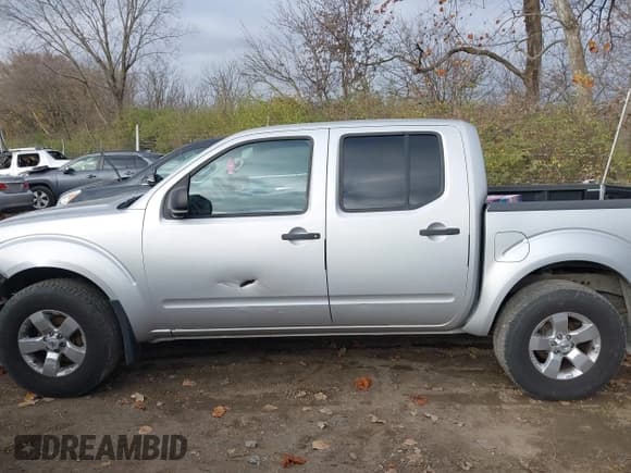 ✅ 2012 Nissan Frontier SV • VIN: 1N6AD0EVXCC431555 • Lot: 40840024. Wystawiony na IAAI z przebiegiem 120 686 mil. Bezpłatny archiwum sprzedaży aukcyjnych z USA i szczegółowy raport historii pojazdu na DreamBid. Zdjęcie 14.