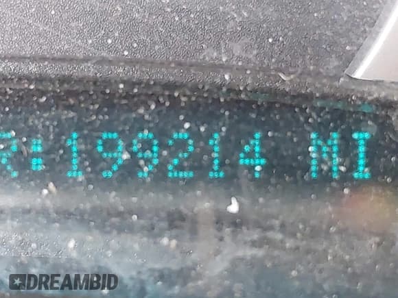 ✅ 2004 Cadillac Escalade ESV • VIN: 3GYFK66N44G132121 • Лот: 41460587. Опубликован ранее на IAAI с пробегом 199 214 миль. Бесплатный доступ к архиву аукционных продаж из США и подробный отчёт об истории автомобиля на DreamBid. Изображение 7.