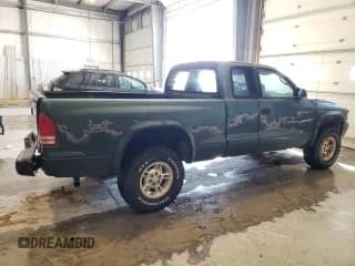✅ 1999 Dodge Dakota SLT • VIN: 1B7GG22Y9XS149398 • Lot: 47950025. Wystawiony na Copart z przebiegiem 173 413 mil. Bezpłatny archiwum sprzedaży aukcyjnych z USA i szczegółowy raport historii pojazdu na DreamBid. Zdjęcie 3.
