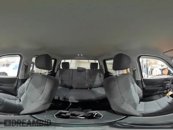 ✅ 2024 Toyota Tundra SR5 • VIN: 5TFLA5DBXRX228269 • Lot: 90706695. Wystawiony na Copart z przebiegiem 30 461 mil. Bezpłatny archiwum sprzedaży aukcyjnych z USA i szczegółowy raport historii pojazdu na DreamBid. Zdjęcie 14.