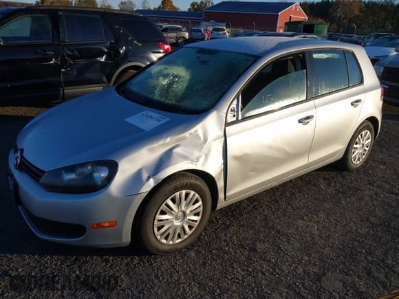 ✅ 2013 Volkswagen Golf • VIN: WVWDB7AJ3DW131647 • Lot: 43494738. Listed on IAAI with 186,213 mi. Free auction sales archive from the USA and detailed vehicle history report at DreamBid. Image 2.