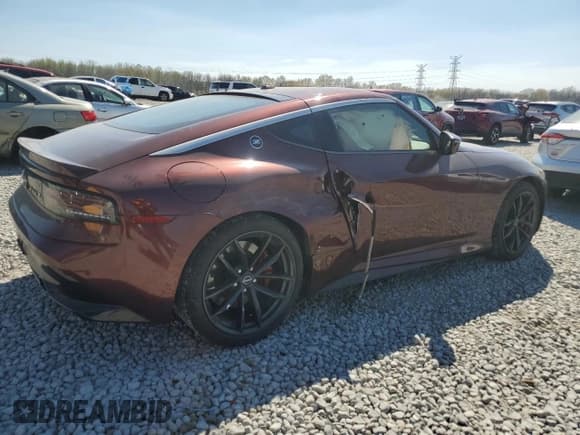 ✅ 2024 Nissan Z Performance • VIN: JN1BZ4BH3RM360302 • Лот: 50648515. Опубликован ранее на Copart с пробегом 17 627 миль. Бесплатный доступ к архиву аукционных продаж из США и подробный отчёт об истории автомобиля на DreamBid. Изображение 3.