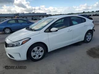 ✅ 2017 Kia Forte LX • VIN: 3KPFK4A73HE101382 • Lot: 85104805. Wystawiony na Copart z przebiegiem Nie podano. Bezpłatny archiwum sprzedaży aukcyjnych z USA i szczegółowy raport historii pojazdu na DreamBid. Zdjęcie 1.