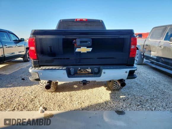 ✅ 2016 Chevrolet Silverado 1500 LT • VIN: 3GCUKREC6GG162482 • Лот: 92666885. Опубликован ранее на Copart с пробегом 125 662 миль. Бесплатный доступ к архиву аукционных продаж из США и подробный отчёт об истории автомобиля на DreamBid. Изображение 6.