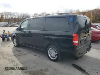 ✅ 2017 Mercedes-Benz Metris Passenger • VIN: WDAPG2EE3H3307380 • Lot: 91496235. Wystawiony na Copart z przebiegiem 161 444 mil. Bezpłatny archiwum sprzedaży aukcyjnych z USA i szczegółowy raport historii pojazdu na DreamBid. Zdjęcie 2.