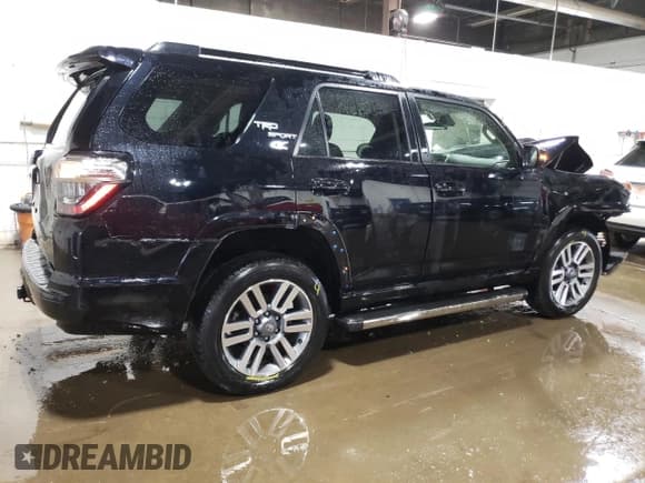 ✅ 2023 Toyota 4Runner TRD Sport • VIN: JTESU5JR7P6102843 • Лот: 66309624. Опубликован ранее на Copart с пробегом 21 733 миль. Бесплатный доступ к архиву аукционных продаж из США и подробный отчёт об истории автомобиля на DreamBid. Изображение 3.