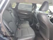 ✅ 2022 Infiniti QX50 Pure • VIN: 3PCAJ5AB9NF106373 • Lot: 81571175. Wystawiony na Copart z przebiegiem 51 530 mil. Bezpłatny archiwum sprzedaży aukcyjnych z USA i szczegółowy raport historii pojazdu na DreamBid. Zdjęcie 11.