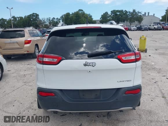 ✅ 2017 Jeep Cherokee Limited • VIN: 1C4PJLDB8HW596380 • Лот: 42607357. Опубликован ранее на IAAI с пробегом 33 407 миль. Бесплатный доступ к архиву аукционных продаж из США и подробный отчёт об истории автомобиля на DreamBid. Изображение 17.