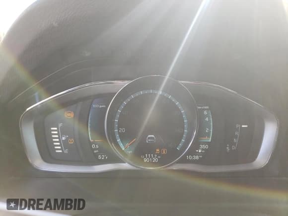 ✅ 2015 Volvo XC70 • VIN: YV440MBM9F1231018 • Lot: 74671983. Listed on Copart with 90,120 mi. Free auction sales archive from the USA and detailed vehicle history report at DreamBid. Image 9.