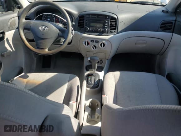 ✅ 2007 Hyundai Accent GLS • VIN: KMHCN46C27U147118 • Лот: 48384655. Опубликован ранее на Copart с пробегом 57 150 миль. Бесплатный доступ к архиву аукционных продаж из США и подробный отчёт об истории автомобиля на DreamBid. Изображение 8.