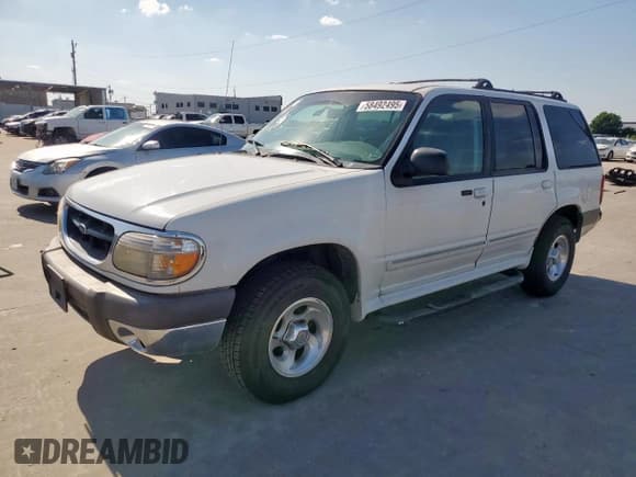 ✅ 1999 Ford Explorer XLT • VIN: 1FMZU32E6XZB27911 • Lot: 58492495. Wystawiony na Copart z przebiegiem 337 889 mil. Bezpłatny archiwum sprzedaży aukcyjnych z USA i szczegółowy raport historii pojazdu na DreamBid. Zdjęcie 1.