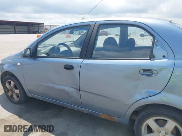 2006 Chevrolet Aveo LT with VIN KL1TG56686B665623, listed as a IAAI auction lot 42743668 with 163,963 mi miles and . Bid and sale history available at DreamBid. Image 6.