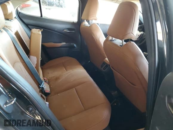 ✅ 2021 Lexus UX 250h • VIN: JTHP9JBH7M2052361 • Лот: 80718545. Опубликован ранее на Copart с пробегом 83 813 миль. Бесплатный доступ к архиву аукционных продаж из США и подробный отчёт об истории автомобиля на DreamBid. Изображение 10.