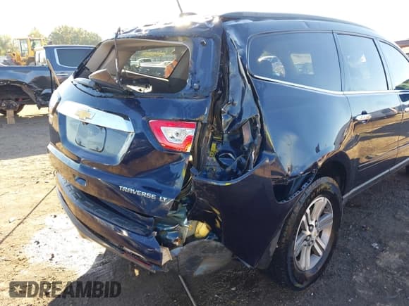 ✅ 2016 Chevrolet Traverse LT • VIN: 1GNKRGKD9GJ178511 • Lot: 43470565. Wystawiony na IAAI z przebiegiem 135 230 mil. Bezpłatny archiwum sprzedaży aukcyjnych z USA i szczegółowy raport historii pojazdu na DreamBid. Zdjęcie 6.