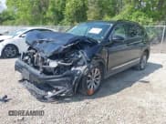 ✅ 2018 Volkswagen Tiguan SEL • VIN: 3VV3B7AX4JM073500 • Лот: 42279184. Опубликован ранее на IAAI с пробегом Не указан. Бесплатный доступ к архиву аукционных продаж из США и подробный отчёт об истории автомобиля на DreamBid. Изображение 2.