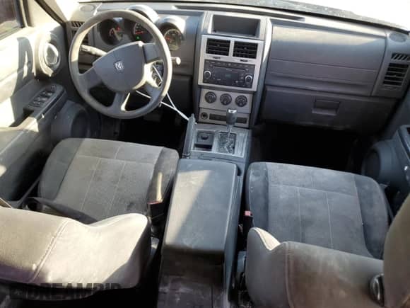 2008 Dodge Nitro SXT с VIN 1D8GU28K68W252916, выставлен на аукционе Copart как лот 75363784 с пробегом 190 443 миль миль и Списание • Salvage title. История ставок и продаж доступна на DreamBid. Изображение 8.