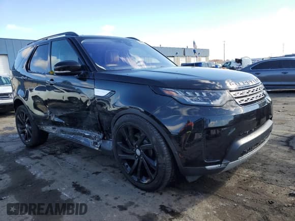 ✅ 2017 Land Rover Discovery HSE Luxury • VIN: SALRHBBV5HA042635 • Лот: 91652915. Опубликован ранее на Copart с пробегом 82 482 миль. Бесплатный доступ к архиву аукционных продаж из США и подробный отчёт об истории автомобиля на DreamBid. Изображение 4.