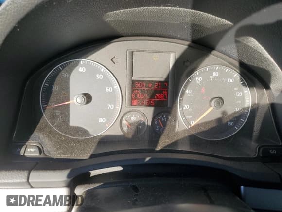 ✅ 2009 Volkswagen Jetta • VIN: 3VWTM81K89M264428 • Lot: 81252684. Listed on Copart with 37,664 mi. Free auction sales archive from the USA and detailed vehicle history report at DreamBid. Image 9.