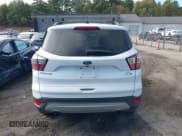✅ 2018 Ford Escape SE • VIN: 1FMCU9GD1JUD08203 • Лот: 43443399. Опубликован ранее на IAAI с пробегом 147 062 миль. Бесплатный доступ к архиву аукционных продаж из США и подробный отчёт об истории автомобиля на DreamBid. Изображение 16.